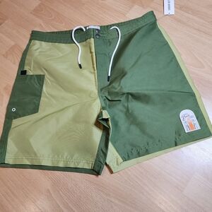 NWT BDG Colorblocked Green Unlined Swim Short Boardshort Mens Size Medium